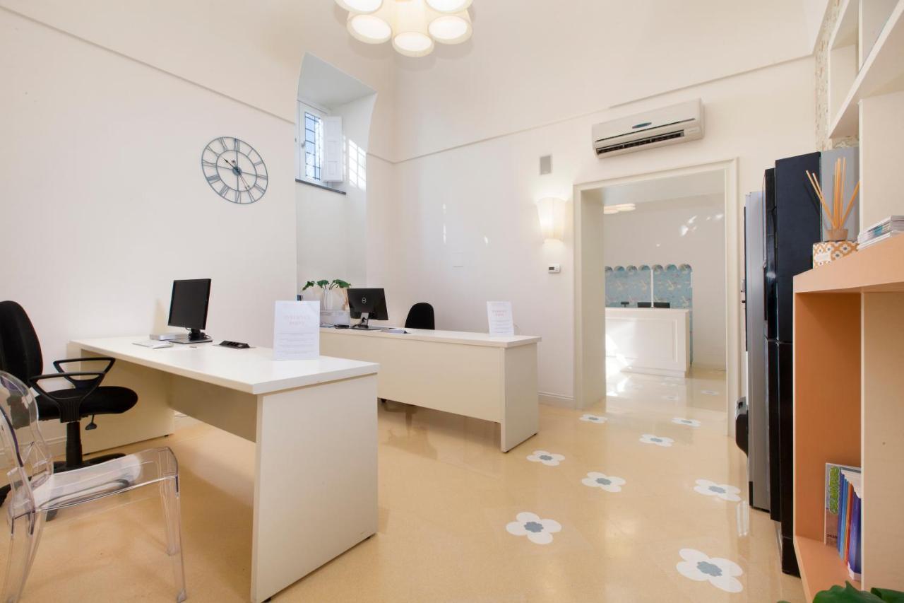 Unconventional Sorrento Coast Hotel Sant'Agnello Bagian luar foto