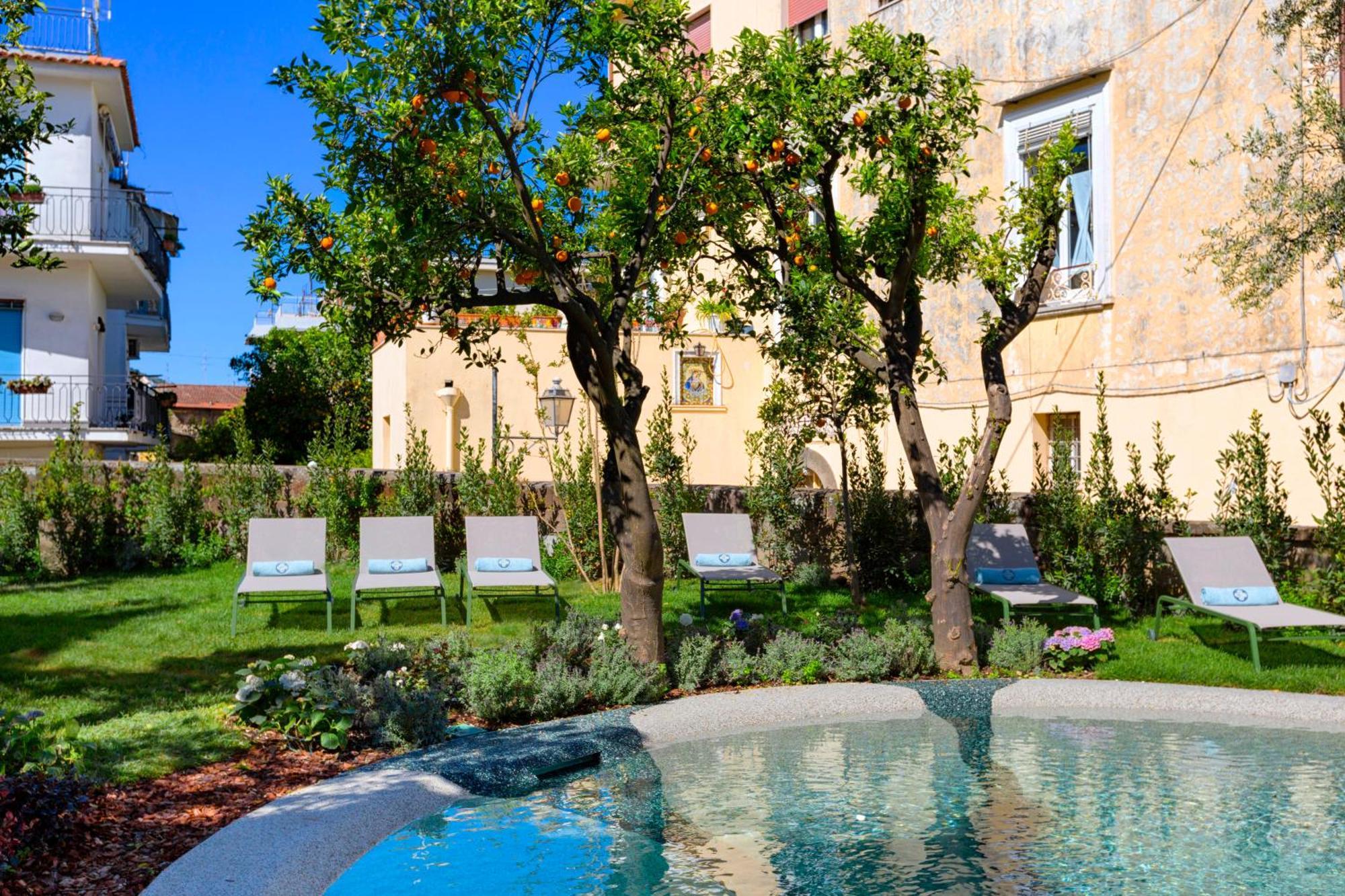 Unconventional Sorrento Coast Hotel Sant'Agnello Bagian luar foto